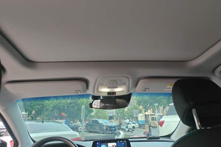 Used Buick Velite 6 2022 Plug-in Hybrid Connected Smart Model Headliner