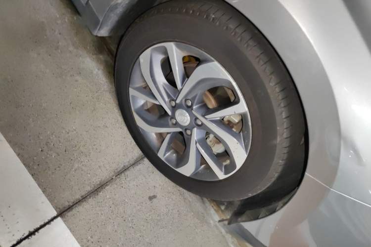Used Buick Velite 6 2022 Plug-in Hybrid Connected Smart Edition Right Front Wheel Hub