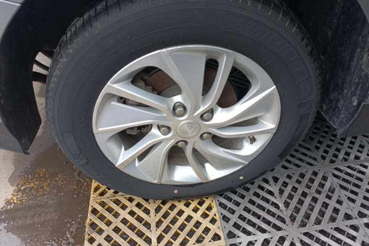 Used Buick Velite 6 2022 Plug-in Hybrid Connected Fashion Model Right Rear Wheel Hub