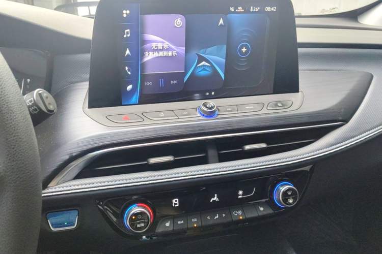 Used Buick Velite 6 2022 Connected Intelligence PLUS Version Audio And AC Panel
