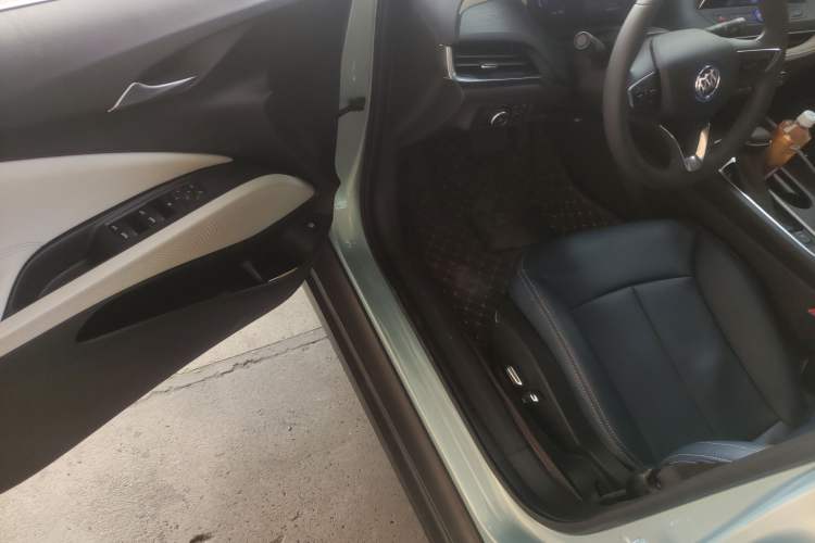 Used Buick Velite 6 2022 Plug-in Hybrid Connected Fashion Model Driver Seat