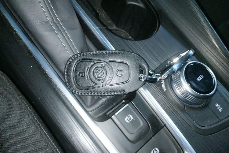 Used Buick Velite 6 2022 Plug-in Hybrid Connected Fashion Model Interior 1