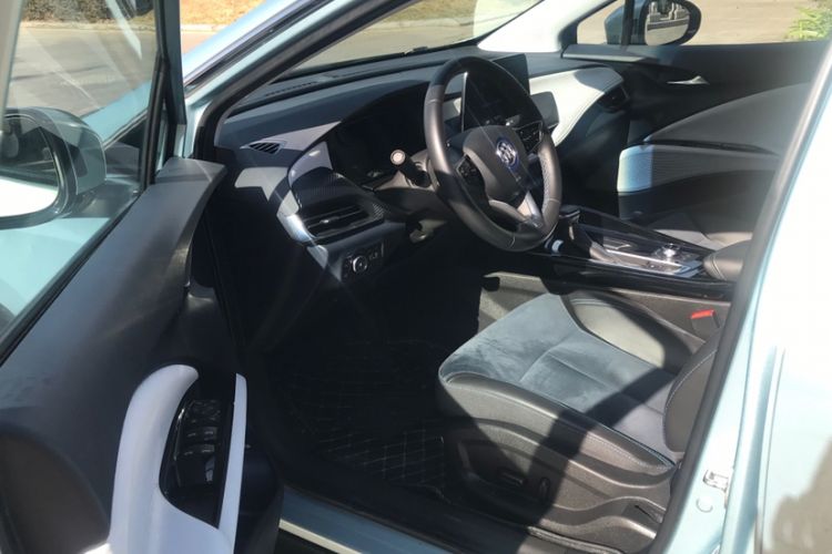 Used Buick Velite 6 2022 Plug-in Hybrid Connected Smart Model Interior 4