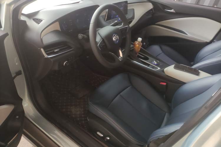 Used Buick Velite 6 2022 Plug-in Hybrid Connected Fashion Model Left Front Seat