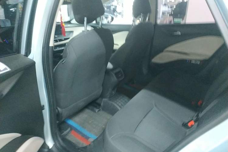 Used Buick Velite 6 2022 Plug-in Hybrid Connected Fashion Model Left Rear Seat