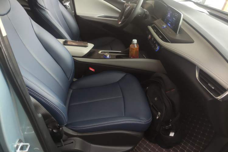 Used Buick Velite 6 2022 Plug-in Hybrid Connected Fashion Model Right Front Seat