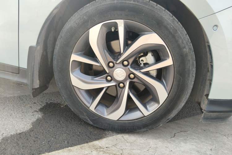 Used Buick Velite 6 2022 Plug-in Hybrid Connected Smart Model Right Front Wheel Hub