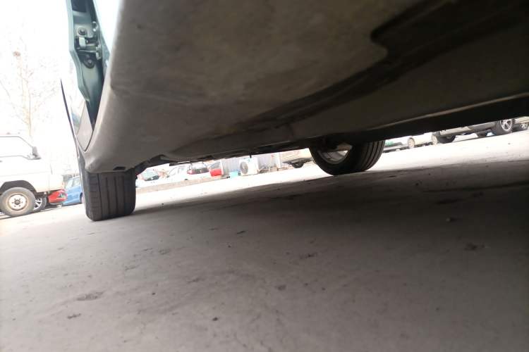 Used Buick Velite 6 2022 Plug-in Hybrid Connected Smart Model Right Side Sill