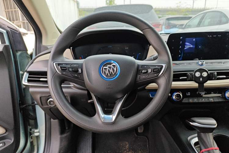 Used Buick Velite 6 2022 Plug-in Hybrid Connected Fashion Model Steering Wheel