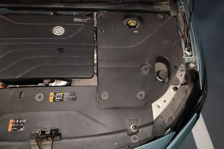 Used Buick Velite 6 2022 Plug-in Hybrid Connected Smart Model Engine Bay Left