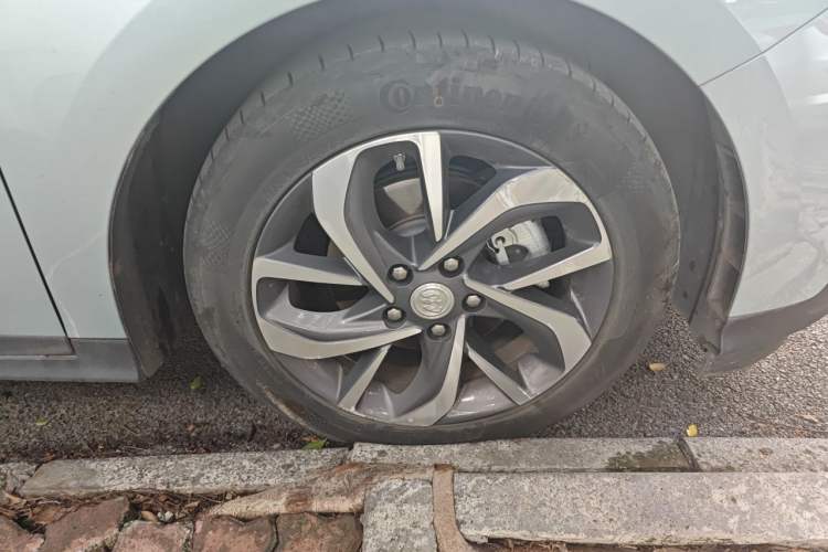 Used Buick Velite 6 2022 Plug-in Hybrid Connected Smart Edition Right Front Wheel Hub
