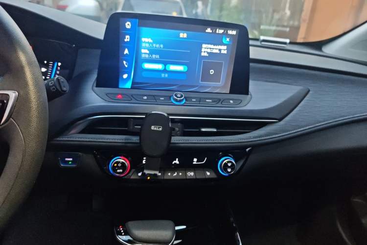 Used Buick Velite 6 2022 Plug-in Hybrid Connected Smart Edition Audio And AC Panel