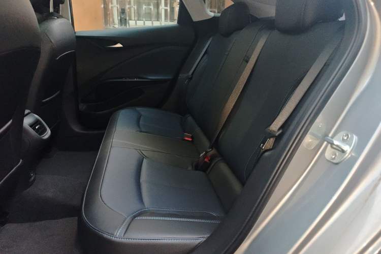 Used Buick Velite 6 2022 Plug-in Hybrid Connected Smart Edition Left Rear Seat
