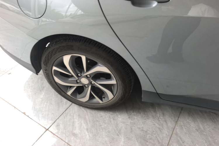 Used Buick Velite 6 2022 Plug-in Hybrid Connected Smart Model Right Rear Wheel Hub