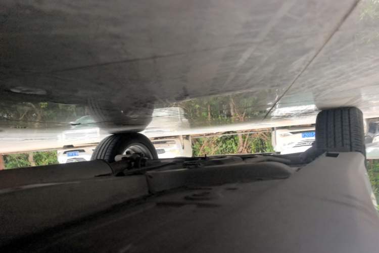 Used Buick Velite 6 2022 Plug-in Hybrid Connected Smart Model Right Side Sill
