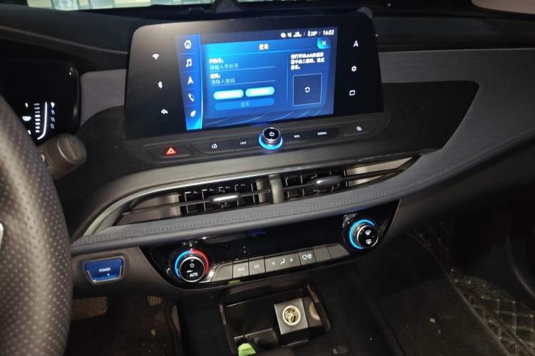 Used Buick Velite 6 2022 Connected Enjoyment PLUS Audio And AC Panel