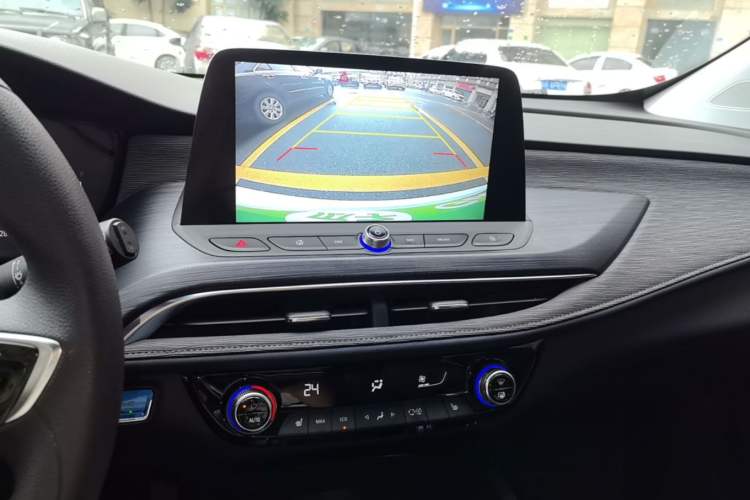 Used Buick Velite 6 2022 Plug-in Hybrid Connected Smart Edition Audio And AC Panel