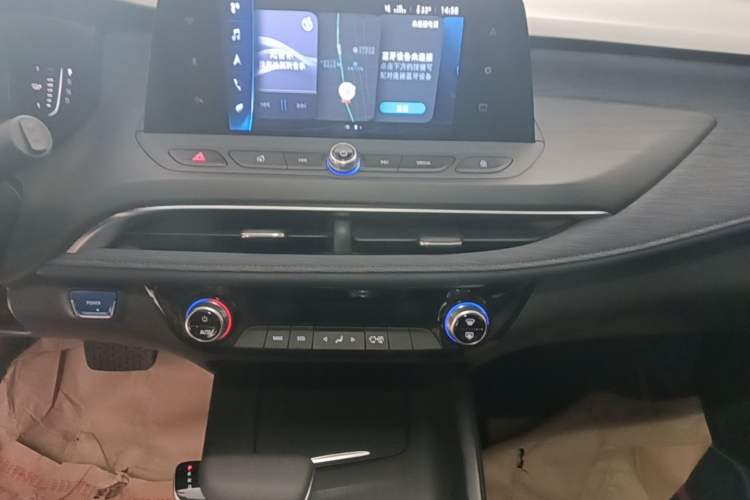 Used Buick Velite 6 2022 Connected & Shared PLUS Audio And AC Panel