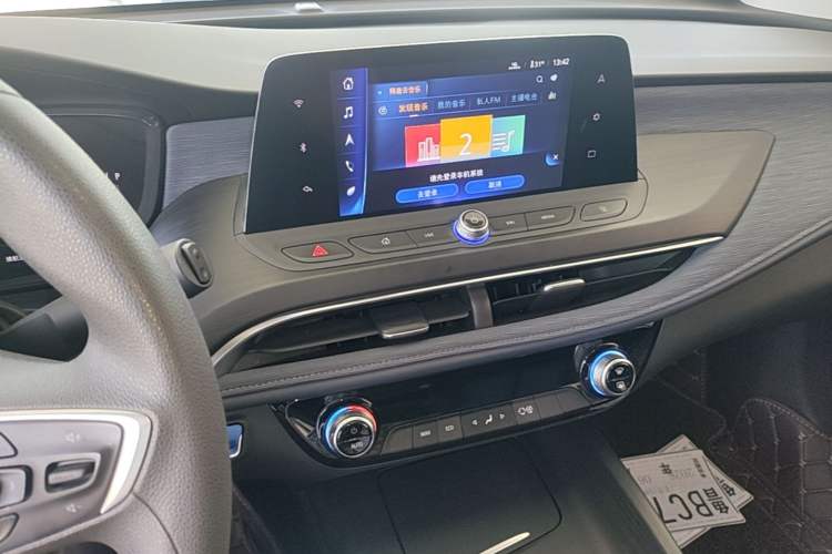 Used Buick Velite 6 2022 Connected & Shared PLUS Audio And AC Panel