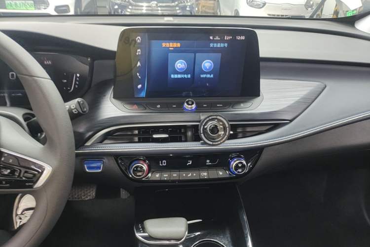 Used Buick Velite 6 2022 Connected Intelligence PLUS Version Audio And AC Panel