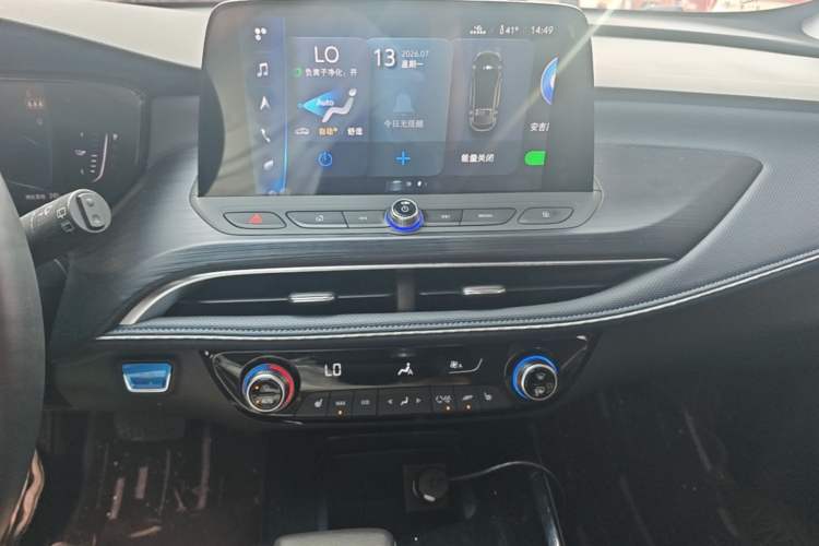Used Buick Velite 6 2022 Connected Intelligence PLUS Version Audio And AC Panel