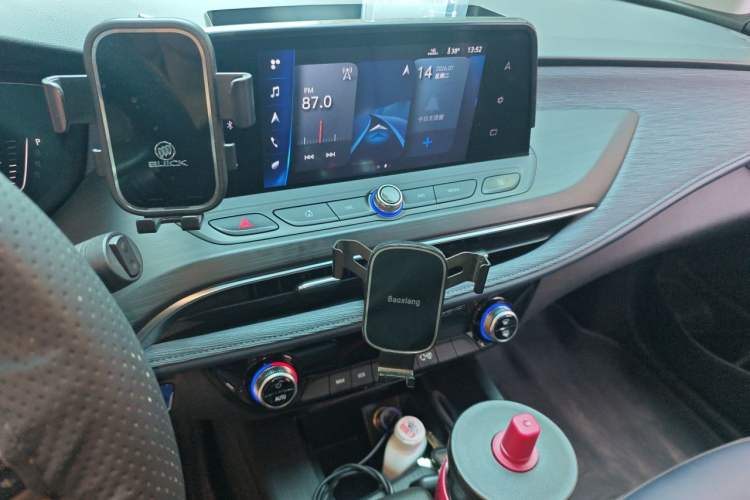 Used Buick Velite 6 2022 Connected & Shared PLUS Audio And AC Panel