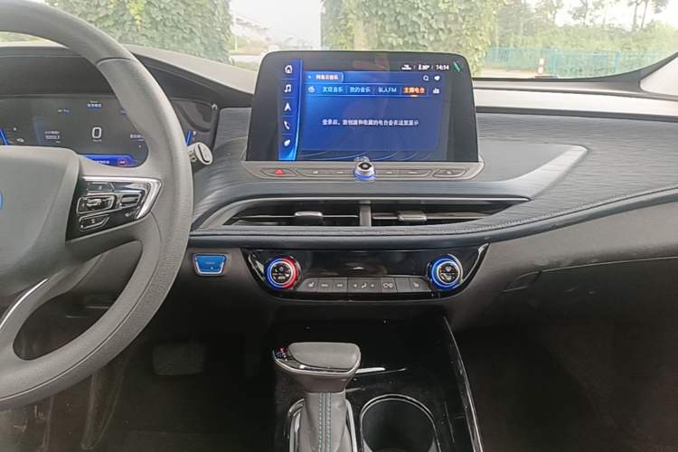 Used Buick Velite 6 2022 Plug-in Hybrid Connected Smart Edition Audio And AC Panel