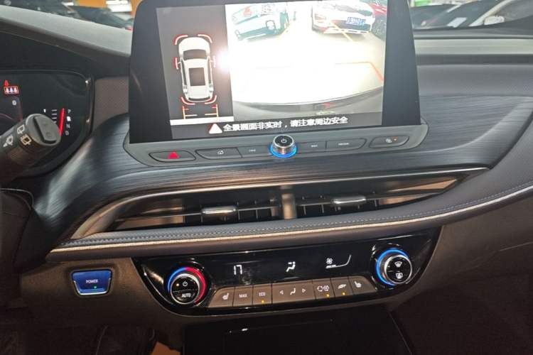 Used Buick Velite 6 2022 Connected Smart PLUS Audio And AC Panel