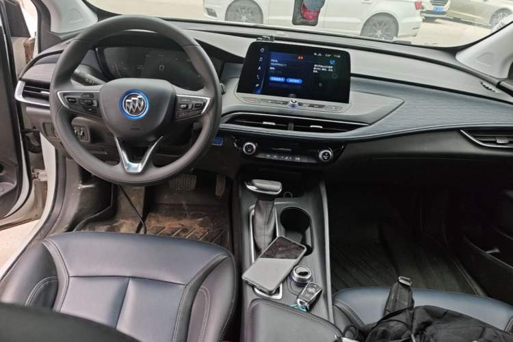 Used Buick Velite 6 2022 Connected Fashion PLUS Center Console