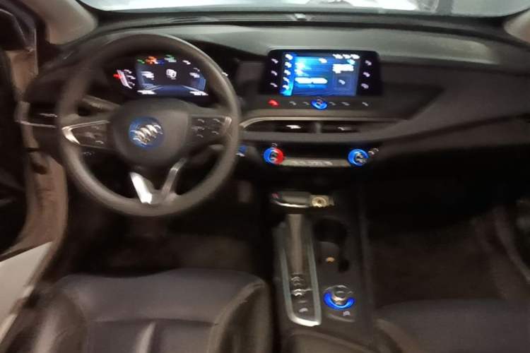 Used Buick Velite 6 2022 Connected & Shared PLUS Center Console