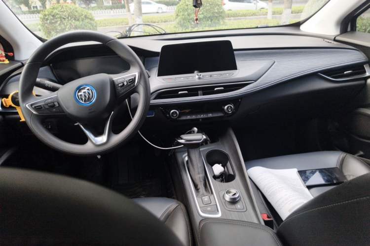 Used Buick Velite 6 2022 Connected & Shared PLUS Center Console
