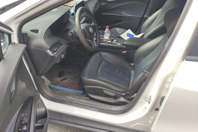 Used Buick Velite 6 2022 Connected Fashion PLUS Driver Seat
