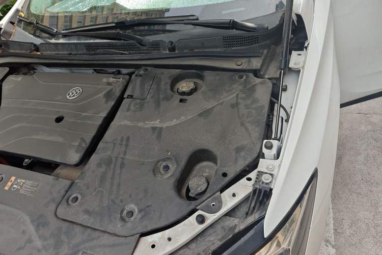 Used Buick Velite 6 2022 Plug-in Hybrid Connected Smart Edition Engine Bay Left