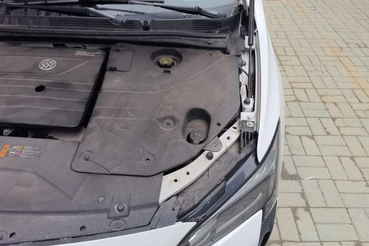Used Buick Velite 6 2022 Plug-in Hybrid Connected Smart Edition Engine Bay Left