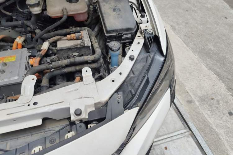 Used Buick Velite 6 2022 Connected & Shared PLUS Engine Bay Left