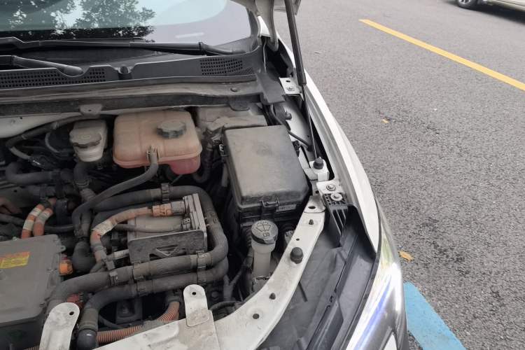 Used Buick Velite 6 2022 Connected & Shared PLUS Engine Bay Left