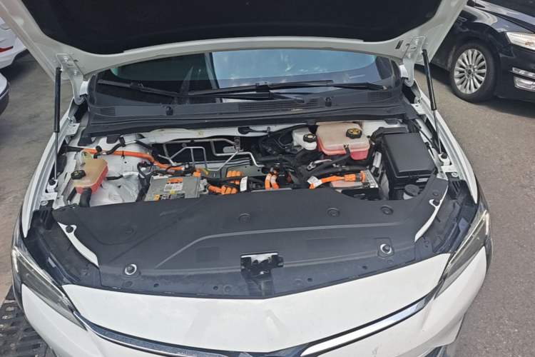 Used Buick Velite 6 2022 Connected Intelligence PLUS Version Engine Bay