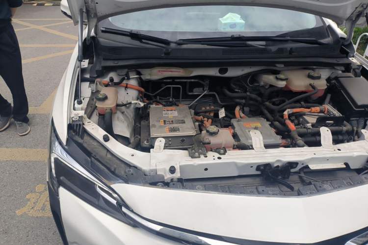 Used Buick Velite 6 2022 Connected & Shared PLUS Engine Bay Right