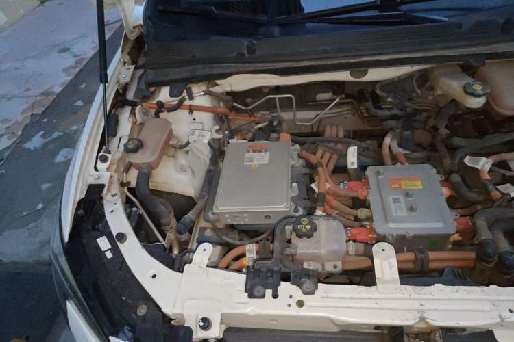Used Buick Velite 6 2022 Connected & Shared PLUS Engine Bay Right