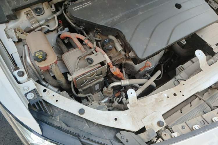 Used Buick Velite 6 2022 Plug-in Hybrid Connected Fashion Model Engine Bay Right