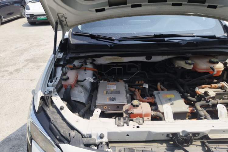 Used Buick Velite 6 2022 Connected & Shared PLUS Engine Bay Right