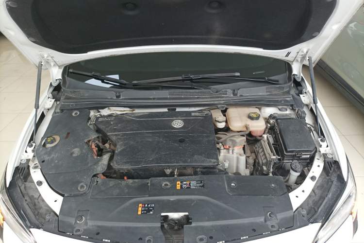 Used Buick Velite 6 2022 Plug-in Hybrid Connected & Shared Model Engine Bay