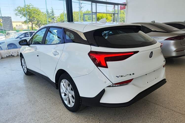 Used Buick Velite 6 2022 Connected & Shared PLUS Exterior 2