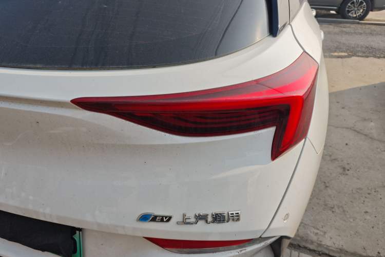 Used Buick Velite 6 2022 Connected Fashion PLUS Exterior 3