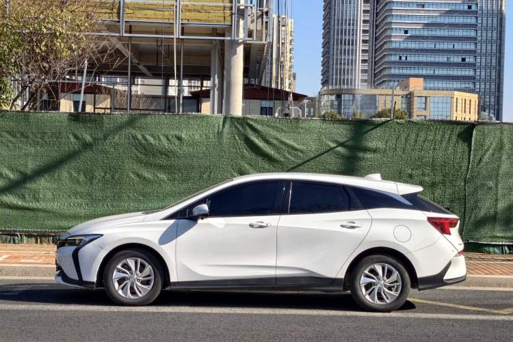 Used Buick Velite 6 2022 Plug-in Hybrid Connected & Shared Model Exterior 3