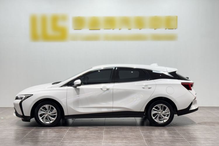 Used Buick Velite 6 2022 Plug-in Hybrid Connected Fashion Model Exterior 4