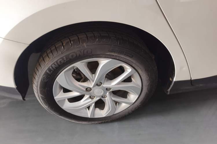 Used Buick Velite 6 2022 Connected & Shared PLUS Exterior 5