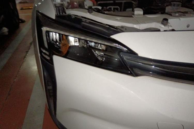 Used Buick Velite 6 2022 Connected & Shared PLUS Exterior 6