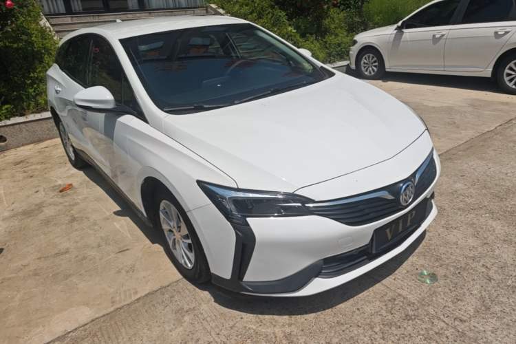 Used Buick Velite 6 2022 Plug-in Hybrid Connected Fashion Model Front Right 45 Deg