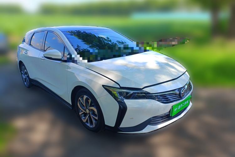 Used Buick Velite 6 2022 Plug-in Hybrid Connected Smart Edition Front Right 45 Deg